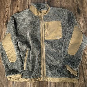 Mountain Khaki Men’s Sherpa Jacket, size XL